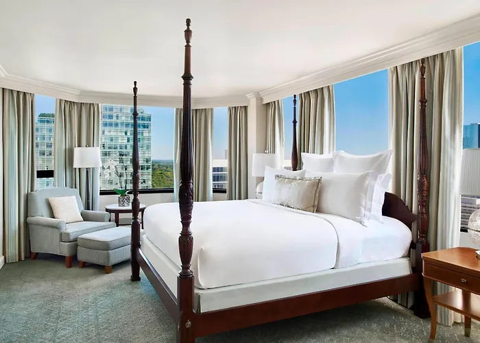 One-Bedroom Corner King Suite